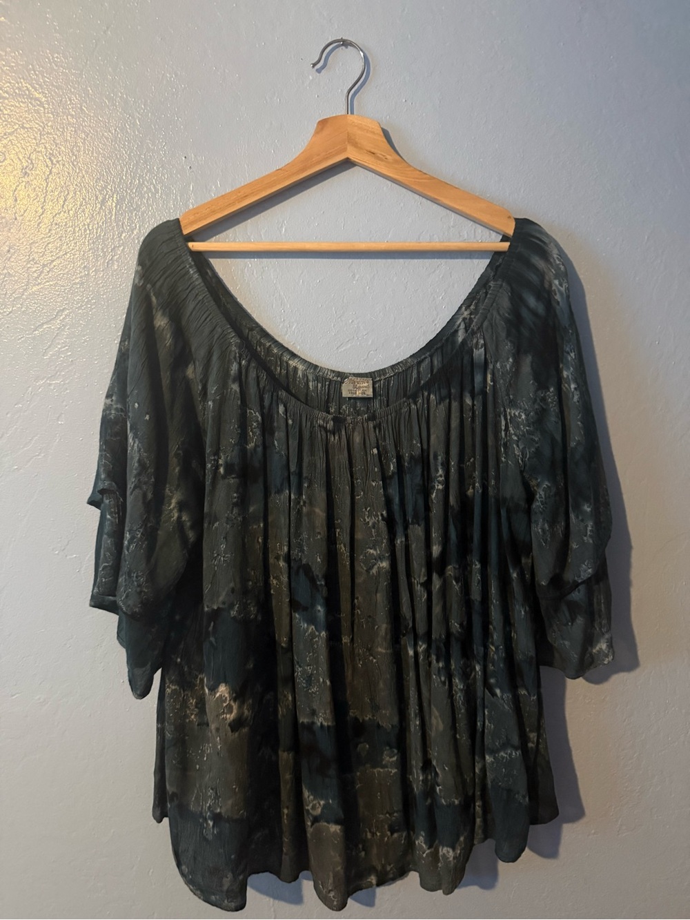 Women’s Oceanic Dark Green Marble Peasant Top 100% Cotton